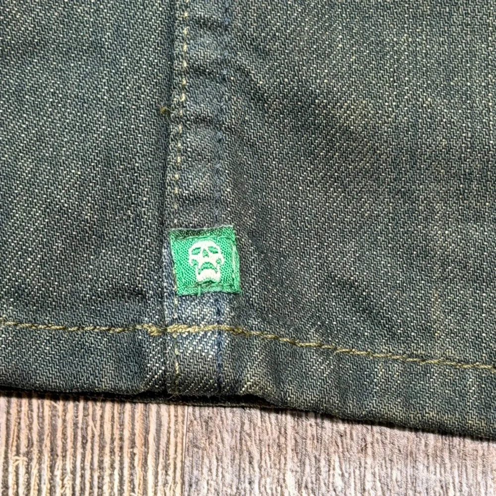Vans Mens Dark Wash Denim Jeans Straight Leg Green Skull Logo Size 34x32 Skate